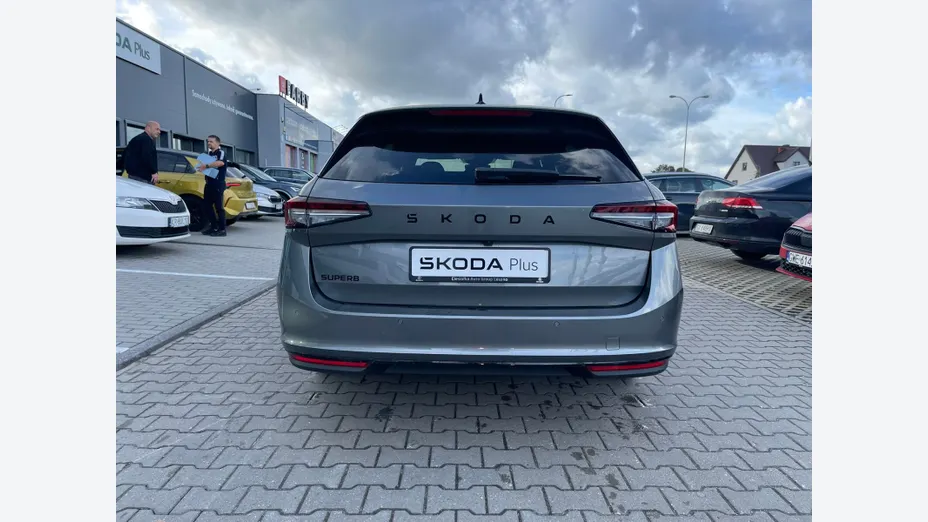 SKODA Superb Superb 2.0 TSI Sportline DSG