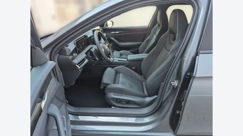 SKODA Superb Superb 2.0 TSI Sportline DSG Nowy