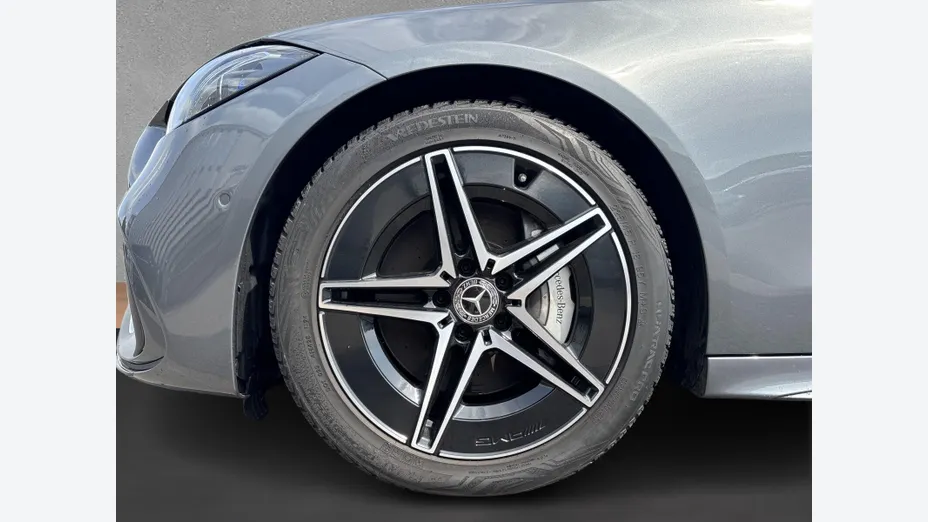 MERCEDES-BENZ C Klasa C 180 mHEV AMG