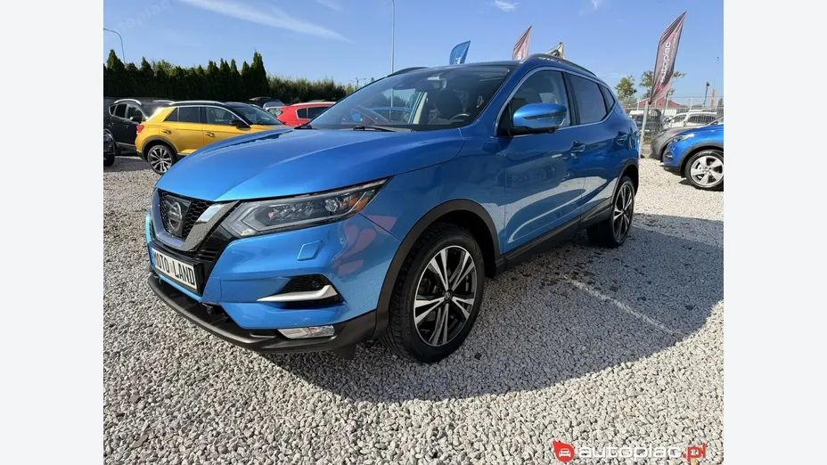 NISSAN Qashqai -