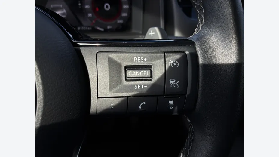 NISSAN Qashqai Qashqai 1.3 DIG-T mHEV N-Connecta Xtronic