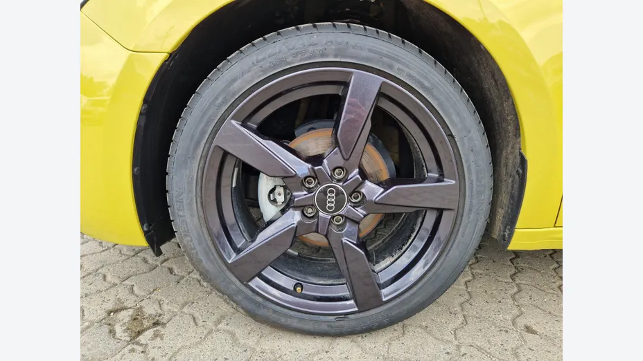 AUDI A1 A1 25 TFSI Advanced