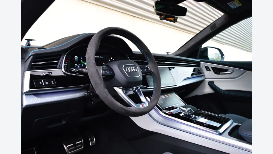 AUDI Q8 / E-Tron SQ8 TFSI Quattro Tiptronic