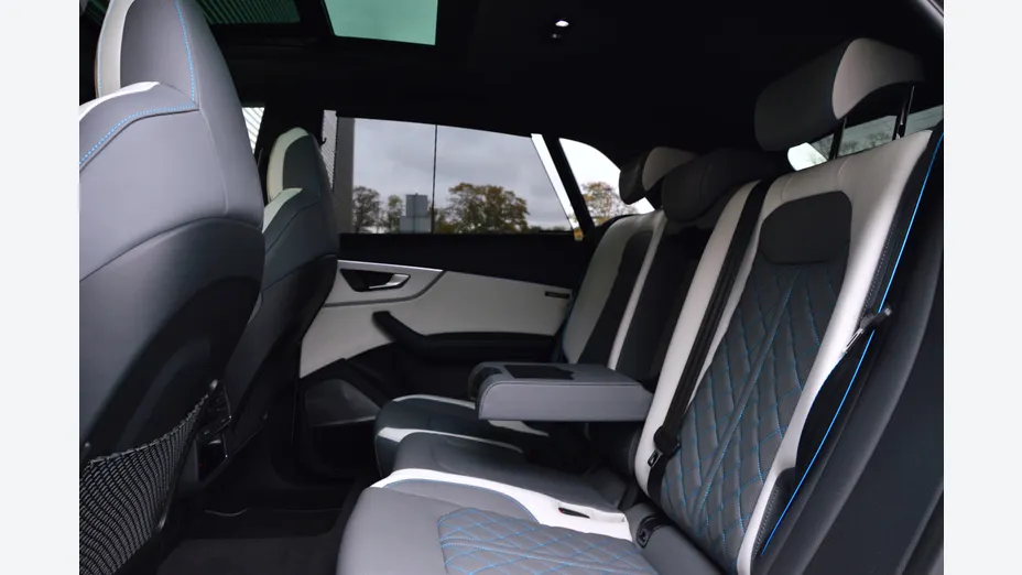 AUDI Q8 / E-Tron SQ8 TFSI Quattro Tiptronic