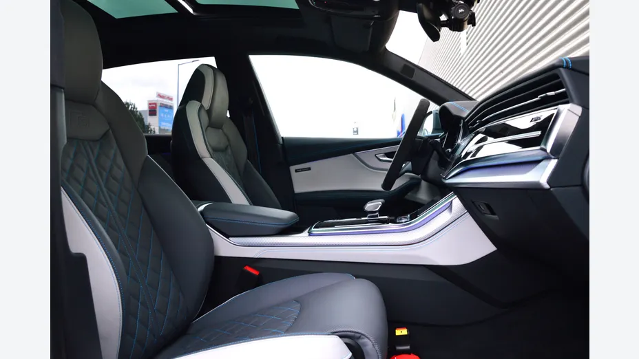 AUDI Q8 / E-Tron SQ8 TFSI Quattro Tiptronic