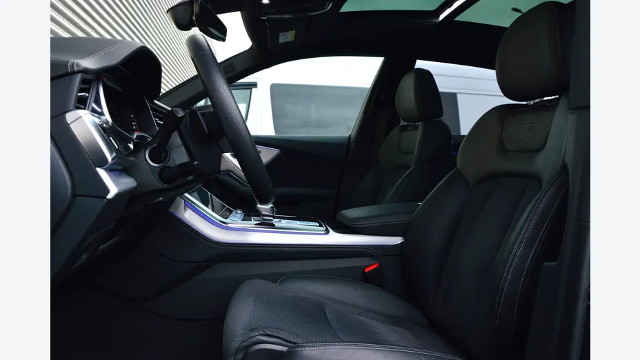 AUDI Q8 / E-Tron Q8 50 TDI mHEV Quattro Tiptronic