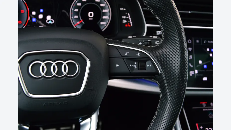 AUDI Q8 / E-Tron Q8 50 TDI mHEV Quattro Tiptronic