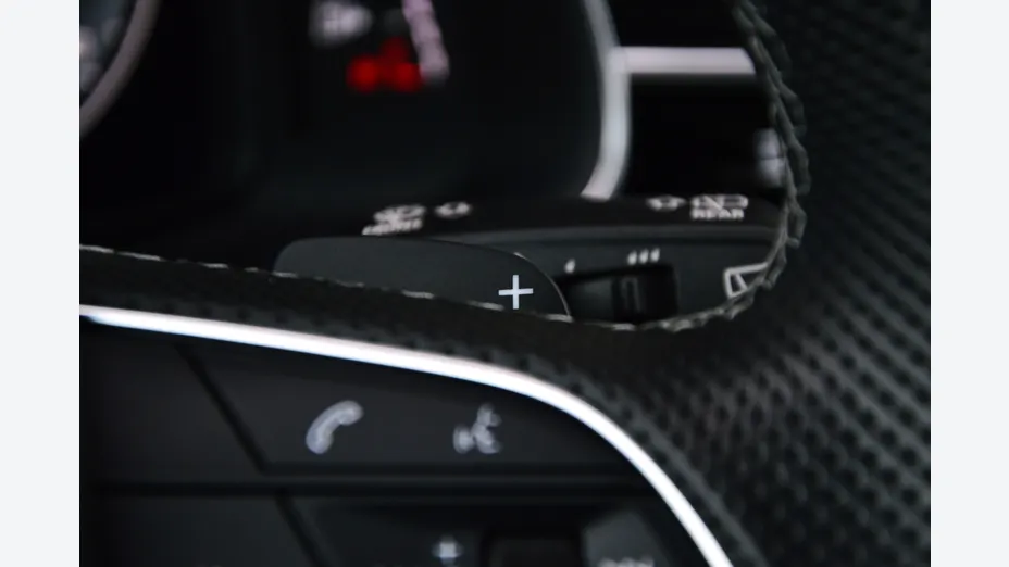 AUDI Q8 / E-Tron Q8 50 TDI mHEV Quattro Tiptronic