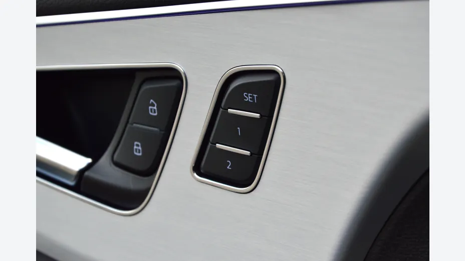 AUDI Q7 Q7 60 TFSI e Quattro S Line Tiptr.