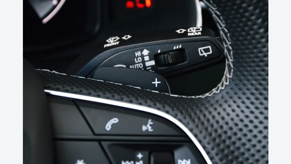 AUDI Q7 Q7 60 TFSI e Quattro S Line Tiptr.