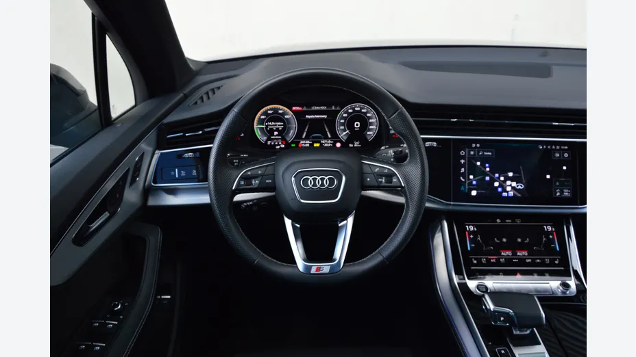AUDI Q7 Q7 60 TFSI e Quattro S Line Tiptr.