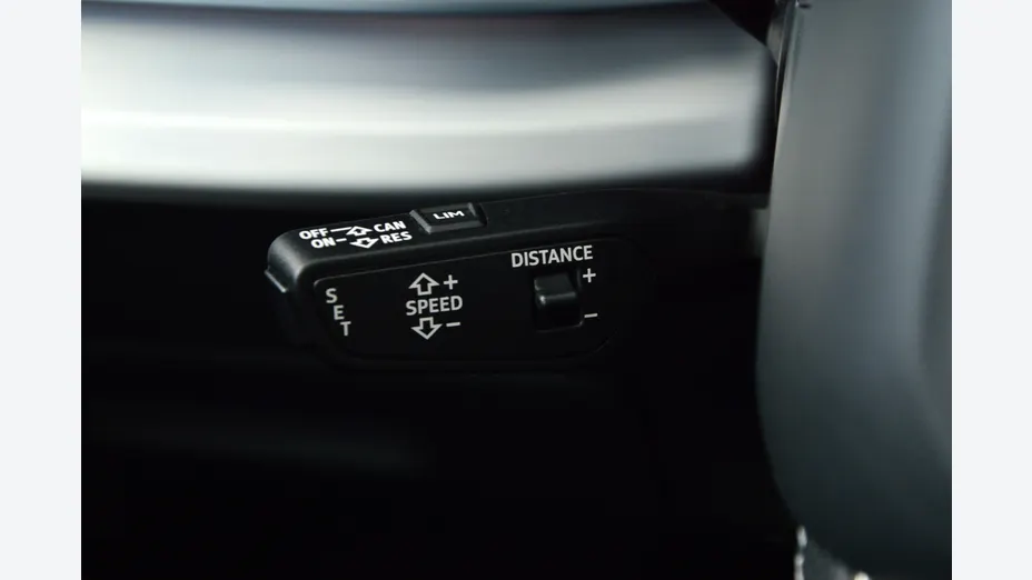AUDI Q7 Q7 60 TFSI e Quattro S Line Tiptr.