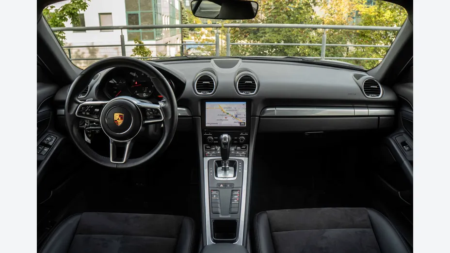 PORSCHE Cayman 718 Cayman GPF PDK