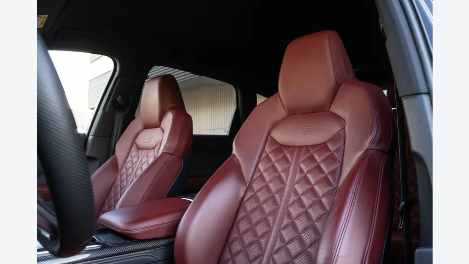 AUDI Q7 SQ7 TFSI Quattro Tiptr.