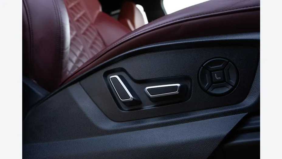 AUDI Q7 SQ7 TFSI Quattro Tiptr.