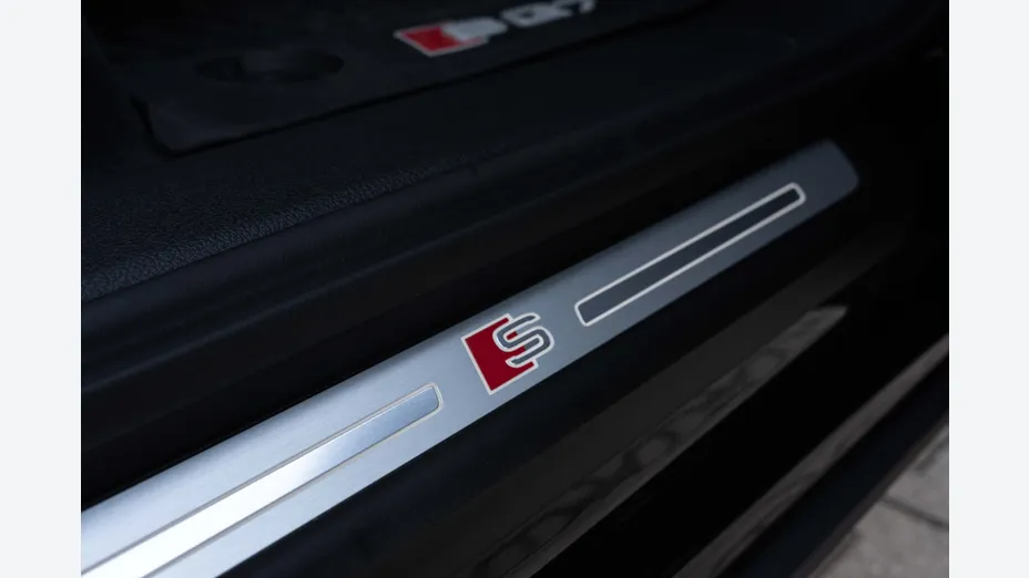AUDI Q7 SQ7 TFSI Quattro Tiptr.