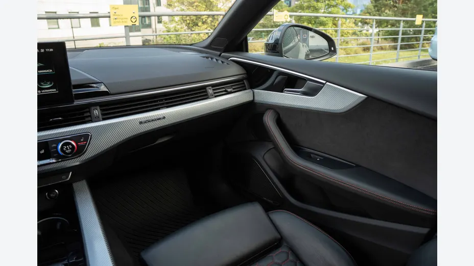 AUDI A5 RS5 Quattro Tiptronic
