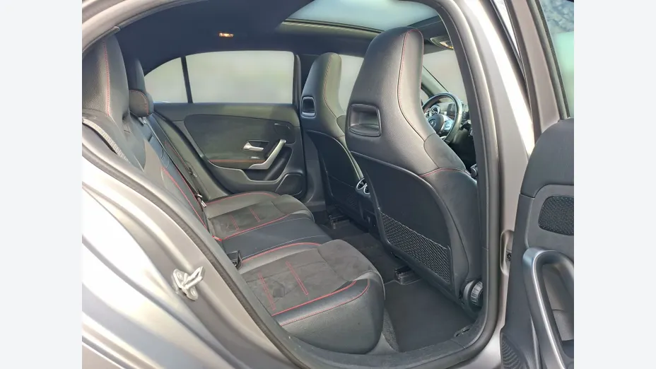 MERCEDES-BENZ A Klasa A 250 4-Matic AMG Line 7G-DCT