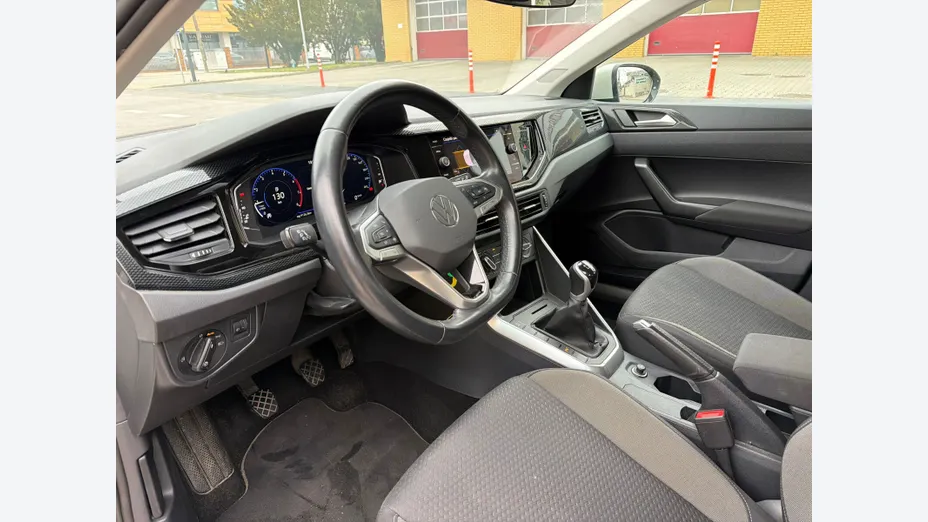 VOLKSWAGEN Taigo Taigo 1.0 TSI Life