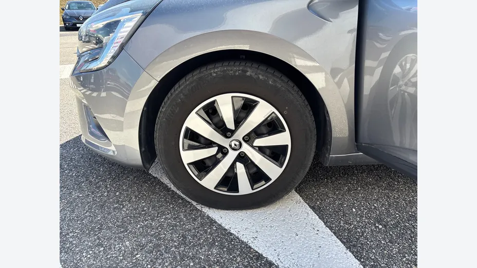 RENAULT Clio -