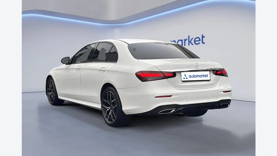 MERCEDES-BENZ E Klasa E 220 d 4-Matic AMG/Avantgarde