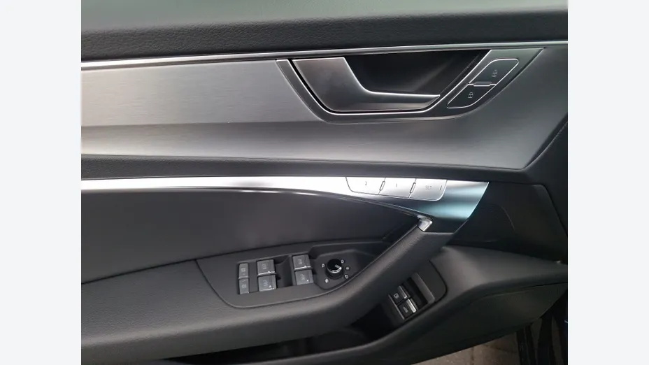 AUDI A6 Avant -