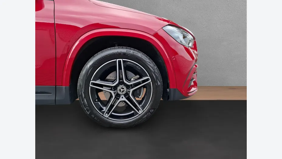 MERCEDES-BENZ GLA GLA 220 d 4-Matic AMG Line 8G-DCT