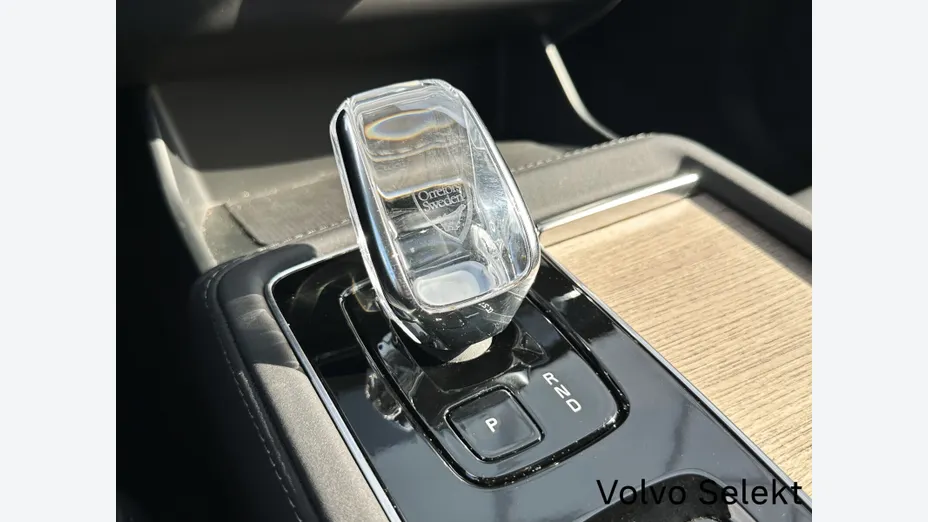 VOLVO XC90 XC90 T8 AWD Plug-In Hybrid Ultra Dark 7os aut