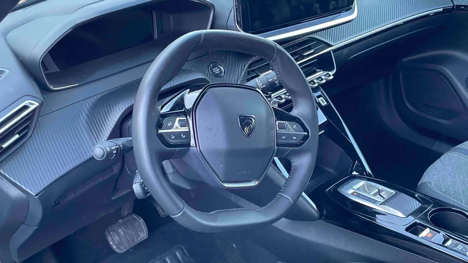 PEUGEOT 2008 -