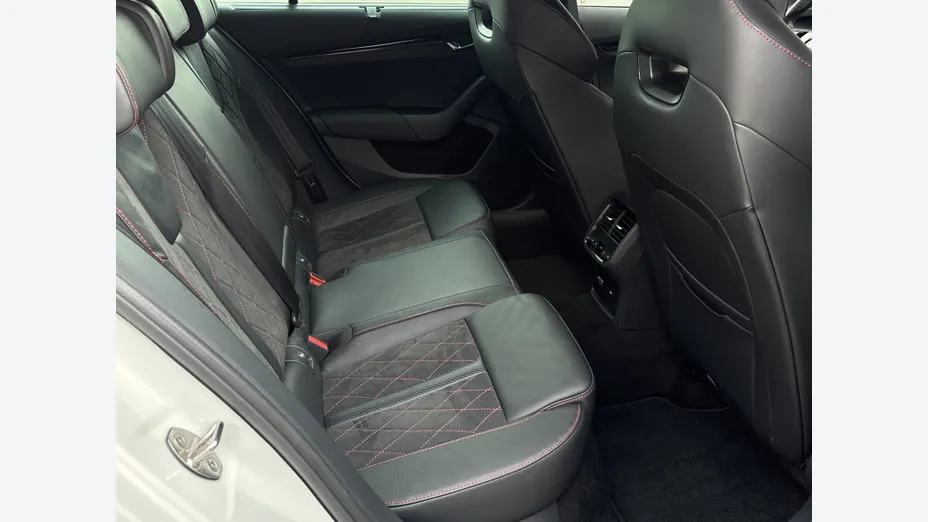 SKODA Octavia Octavia 2.0 TDI RS DSG