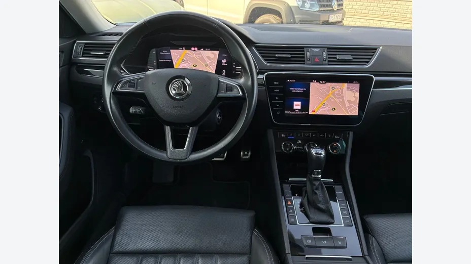 SKODA Superb Superb 1.4 TSI Plug-In Hybrid L&K DSG