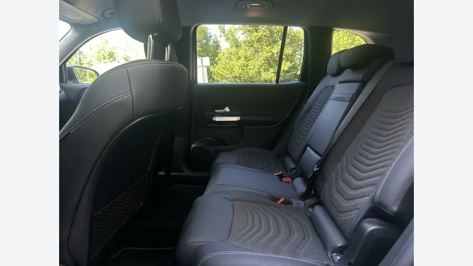MERCEDES-BENZ GLB GLB 200 mHEV Progressive 7G-DCT