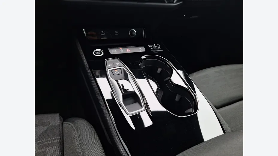 AUDI A5 A5 TFSI 110 kW S tronic