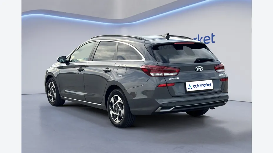 HYUNDAI i30 i30 1.5 T-GDI 48V Smart