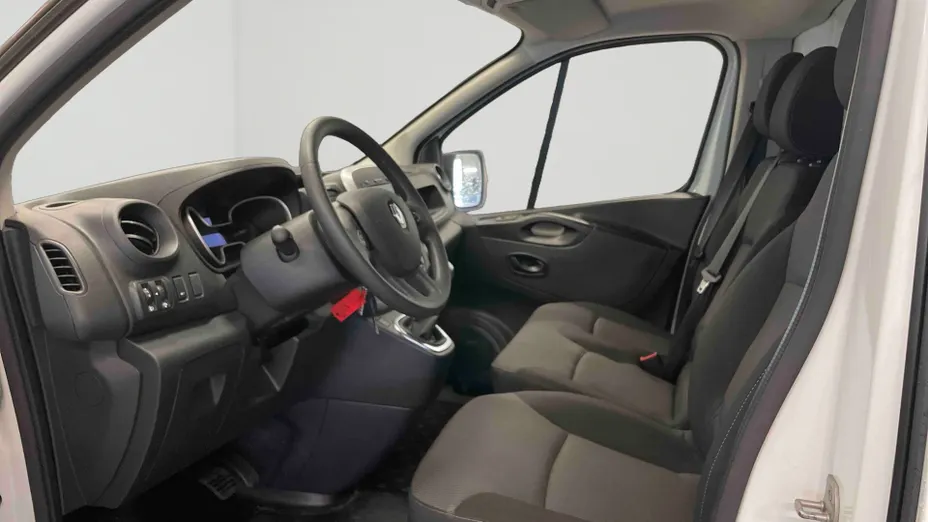 RENAULT Trafic -