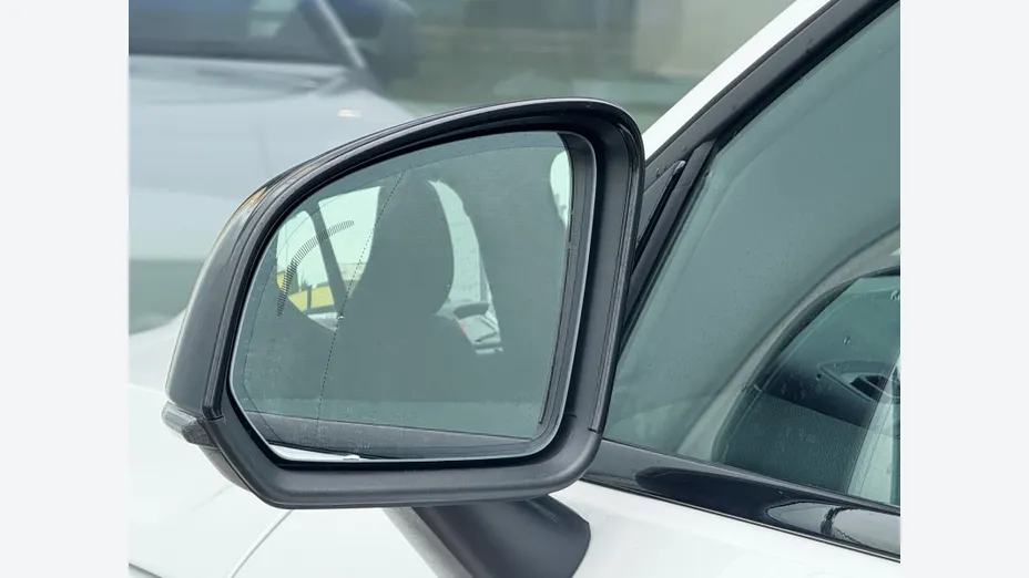 VOLVO XC40 XC40 B3 Plus Dark aut