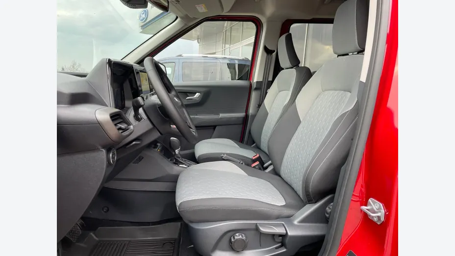 FORD Tourneo Courier Tourneo Courier 1.0 EcoBoost Titanium aut Nowy