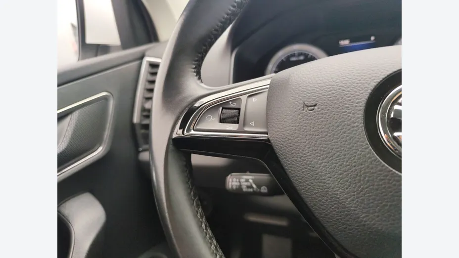 SKODA Karoq -