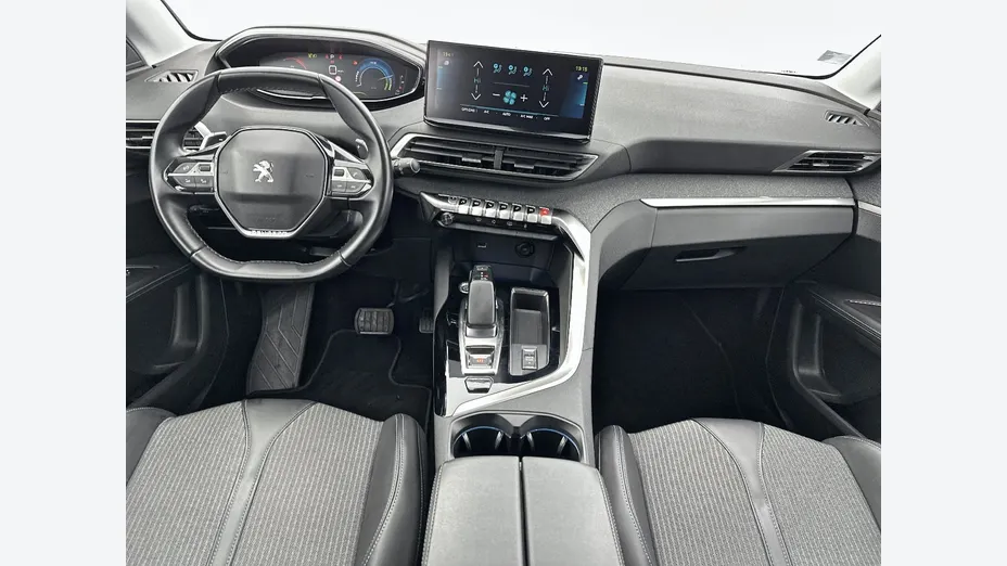 PEUGEOT 3008 -