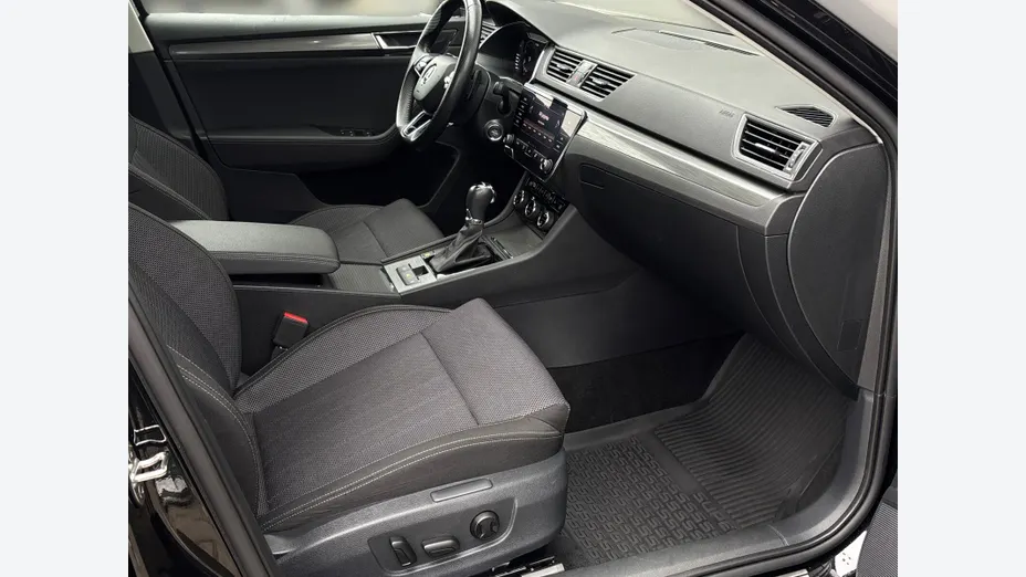 SKODA Superb Superb 2.0 TSI Style DSG