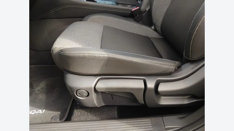 NISSAN Qashqai Qashqai 1.3 DIG-T mHEV N-Connecta Xtronic