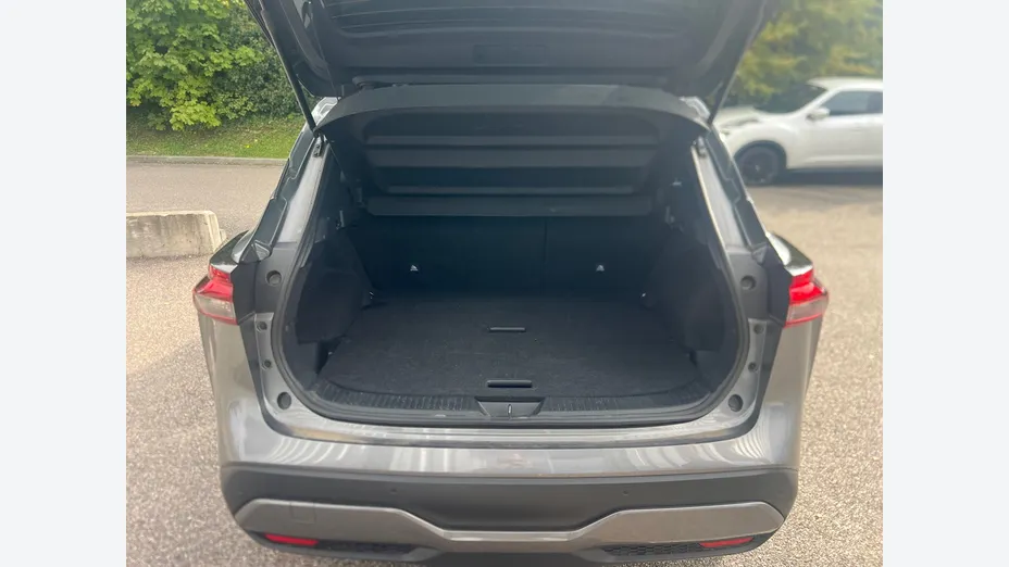 NISSAN Qashqai -