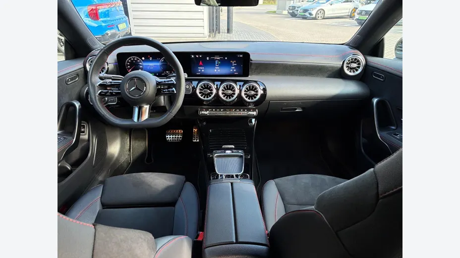 MERCEDES-BENZ CLA CLA 250 e PHEV AMG Line 8G-DCT