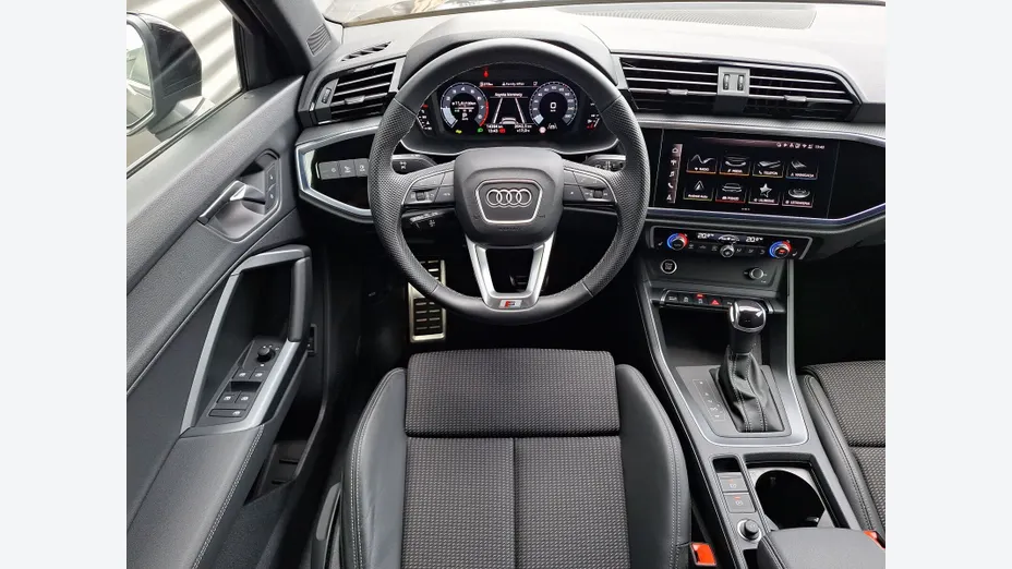 AUDI Q3 Sportback -