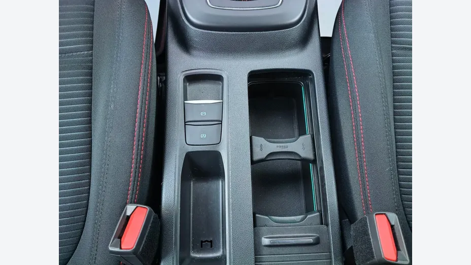 FORD Focus Focus 1.0 EcoBoost mHEV ST-Line Design aut
