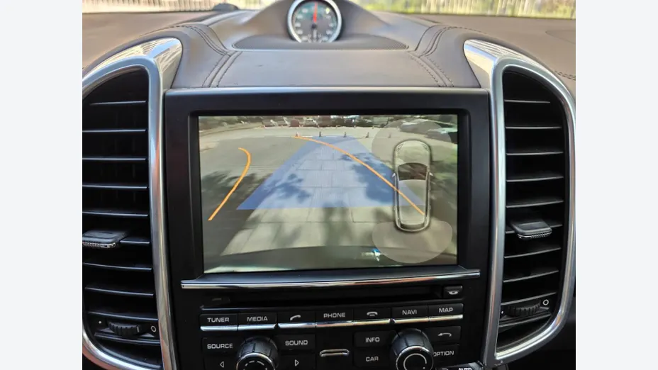 PORSCHE Cayenne -