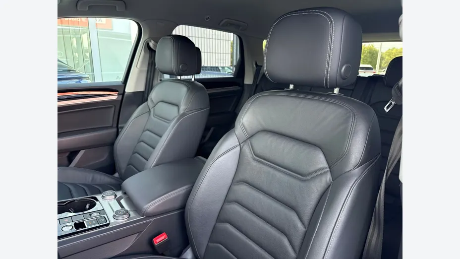 VOLKSWAGEN Touareg Touareg 3.0 V6 TDI SCR 4Mot. Elegance