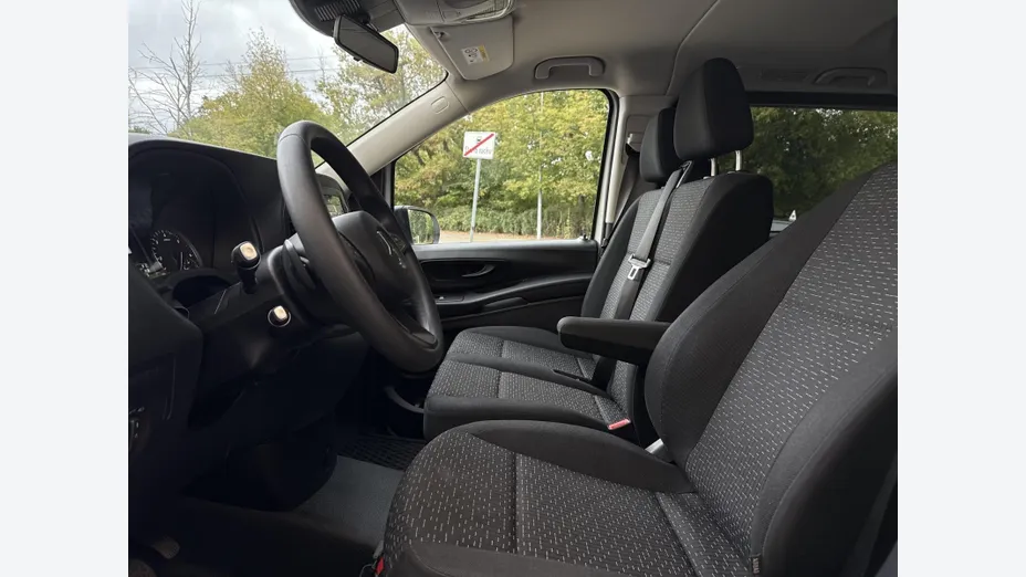 MERCEDES-BENZ Vito Vito Tourer 114 CDI L2 Pro 9G-Tronic 447.703