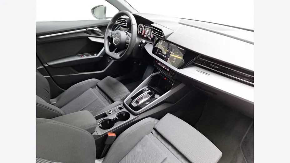 AUDI A3 Limousine -