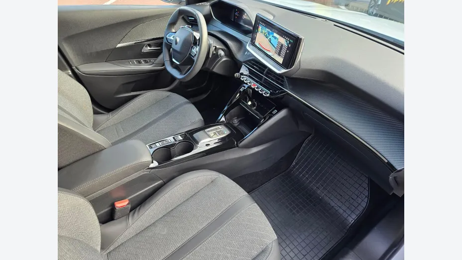 PEUGEOT 2008 2008 PureTech 130 Allure S&S EAT8
